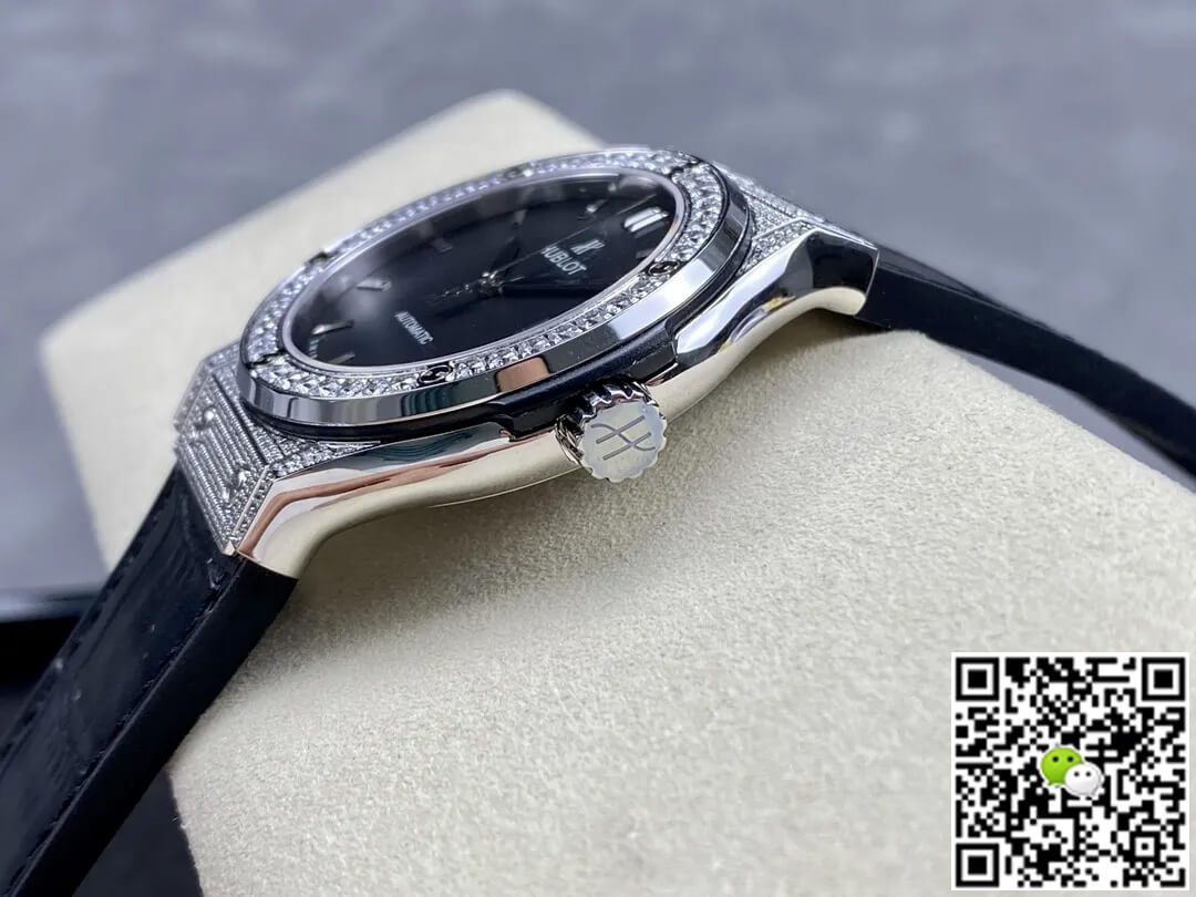 Hublot Classic Fusion 542.NX.1171.LR.1704 42MM HB Factory Diamond Black Dial