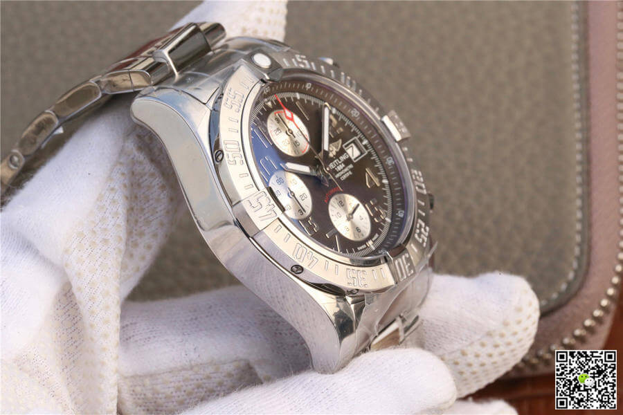 Breitling Avenger II A1338111/F564/170A GF Factory Bituminous Coal Color Dial