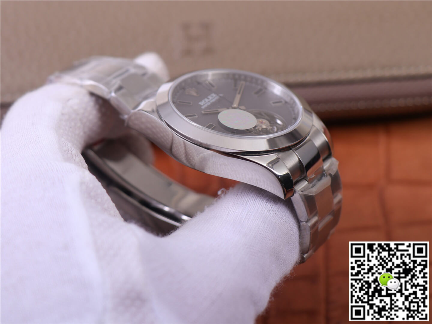 JB Factory Replica Rolex Milgauss Base 116400 Label Noir Design LNT01HS-001 Silver case watch