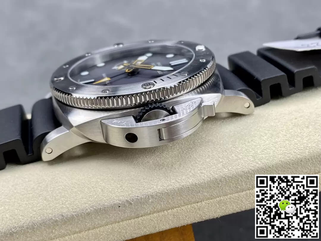 Panerai Submersible PAM1323 VS Factory Gray Dial