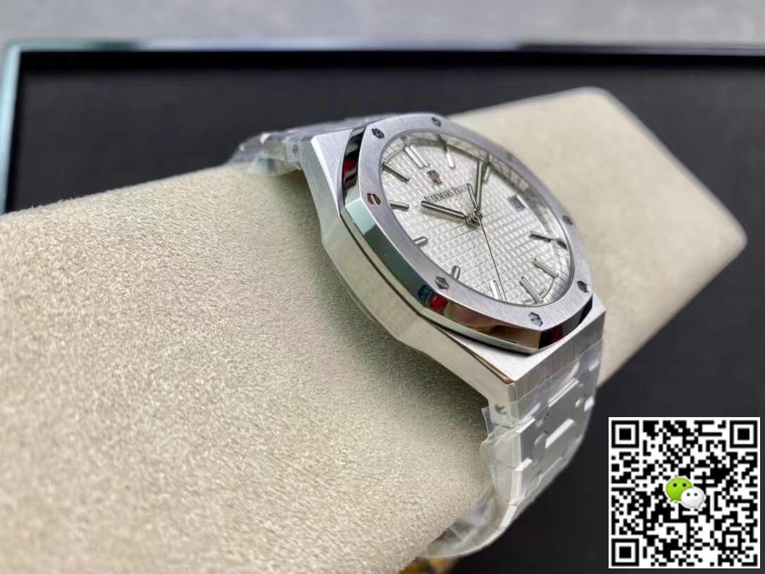 Audemars Piguet Royal Oak 15500ST.OO.1220ST.04 ZF Factory V2 White Dial