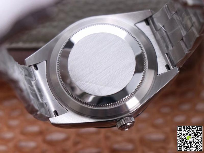 Rolex Sky Dweller M326934-0001 Noob Factory White Dial