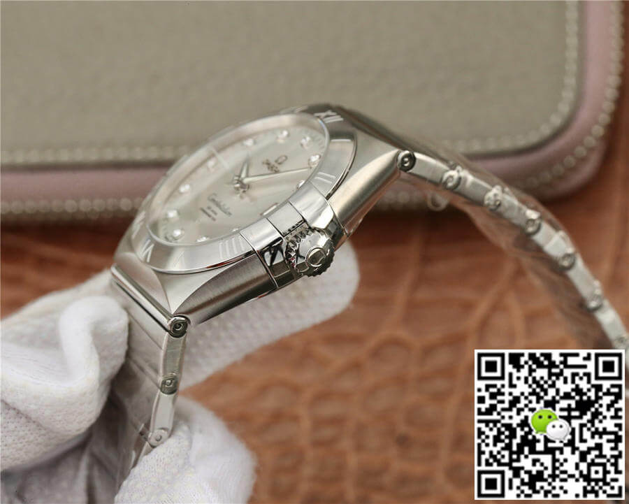 Omega Constellation 123.10.38.21.52.001 VS Factory Silver Dial