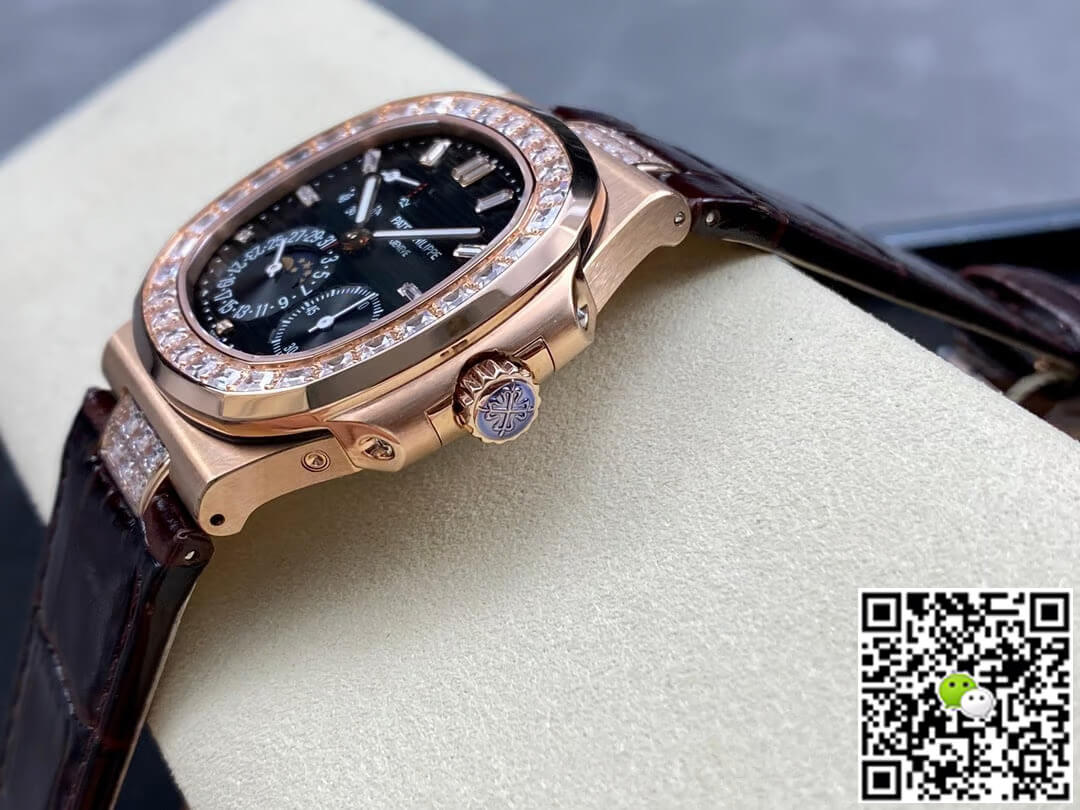 Patek Philippe Nautilus 5724R-001 GR Factory Rose Gold