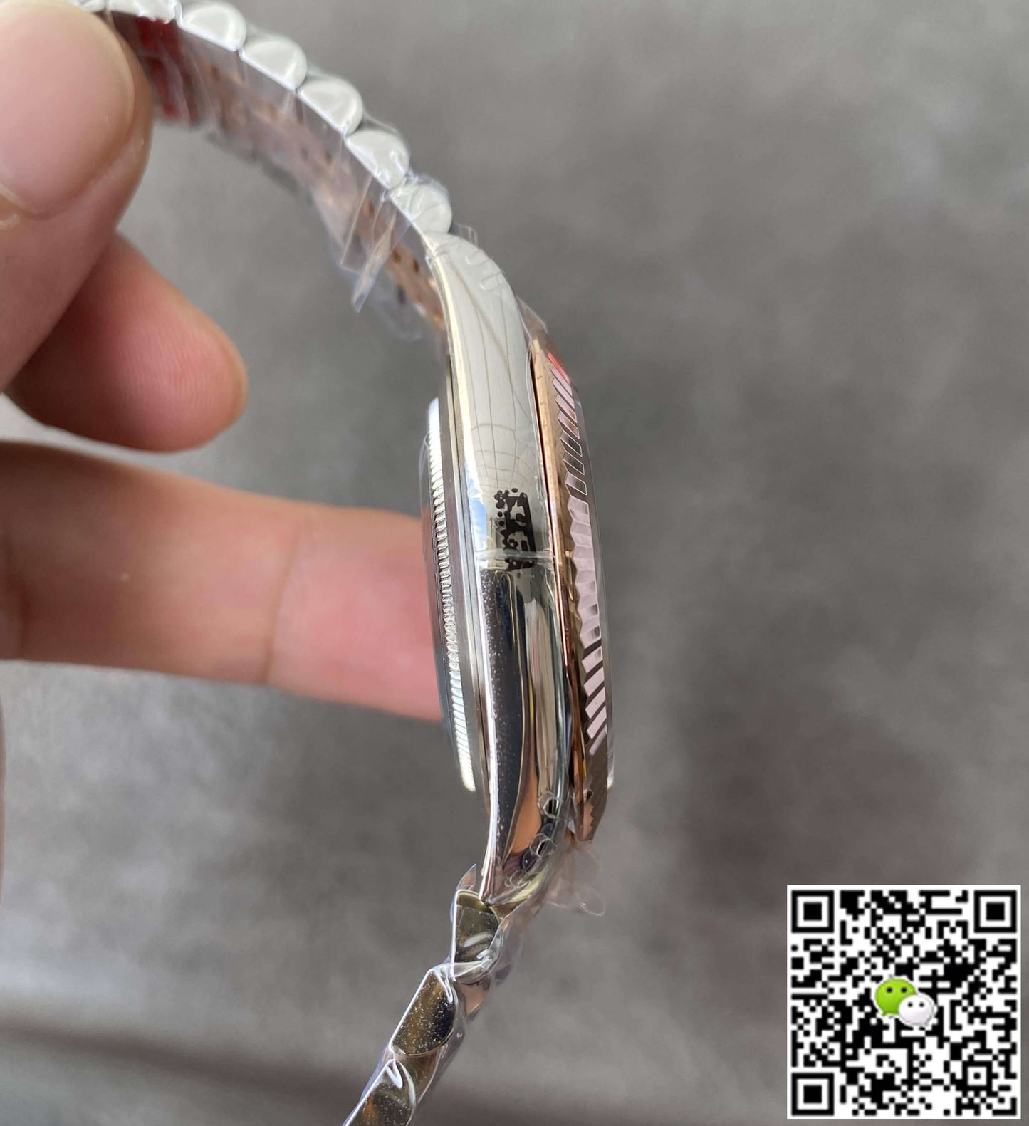 Rolex Datejust M126331-0020 41MM VS Factory Gold Bezel