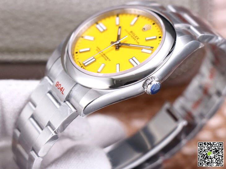 Rolex Oyster Perpetual M124300-0004 41MM EW Factory Yellow Dial