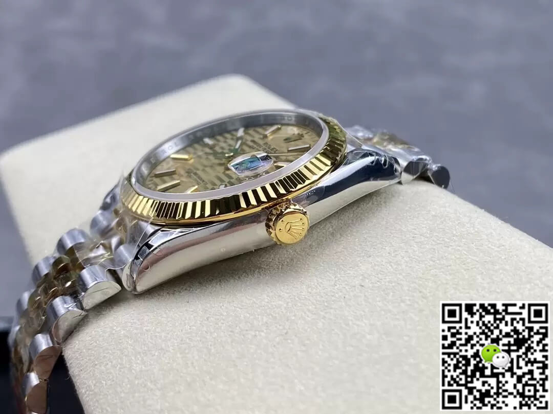 Rolex Datejust M126233-0039 36MM VS Factory Yellow Gold