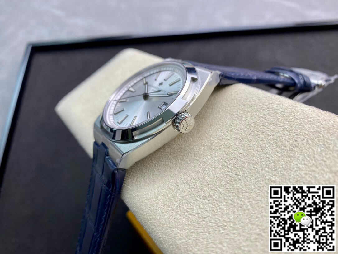 Vacheron Constantin Overseas 4500V 8F Factory Blue Leather Strap