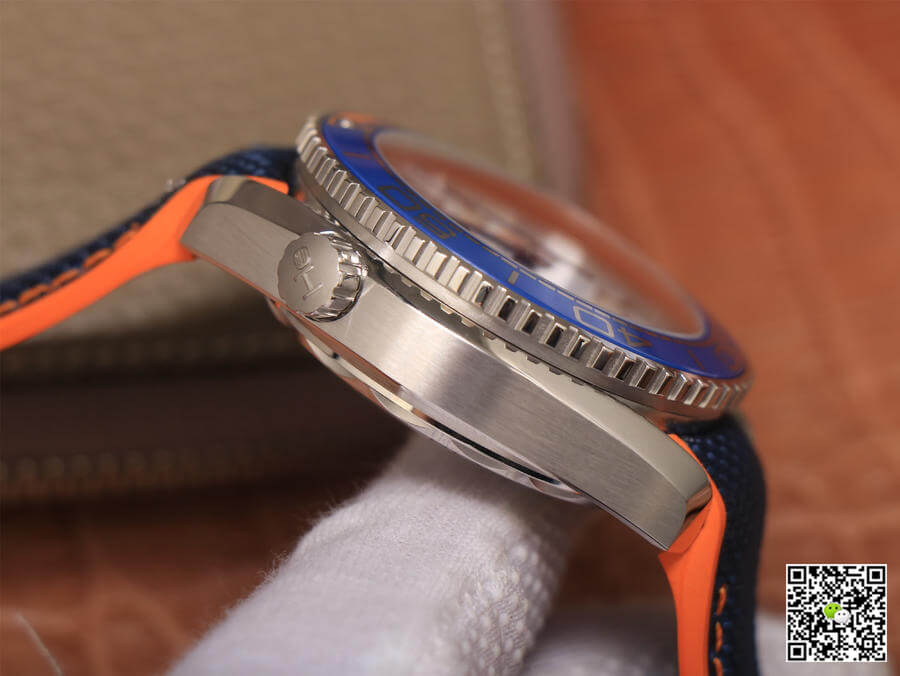 Omega Seamaster Ocean Universe 600M 215.32.46.51.04.001 OM Factory White Dial