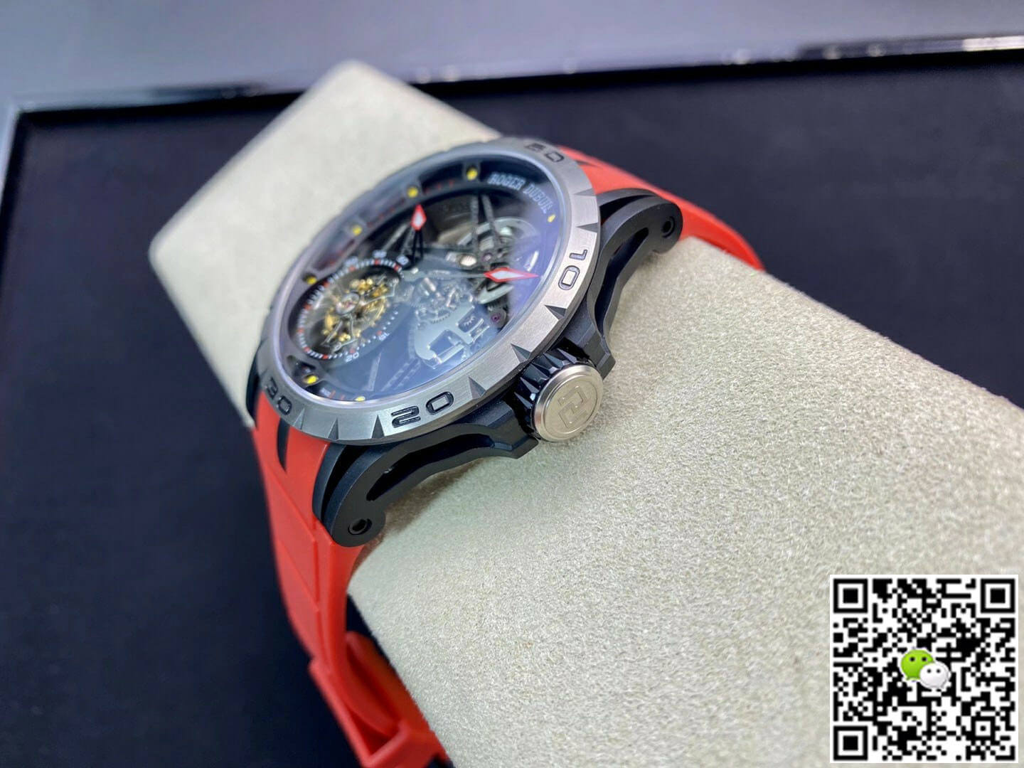 Roger Dubuis Excalibur RDDBEX0549 BBR Factory Tourbillon Titanium Case
