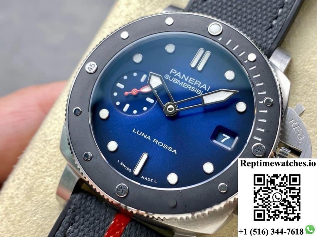 Panerai Submariner PAM01565 VS Factory 42mm