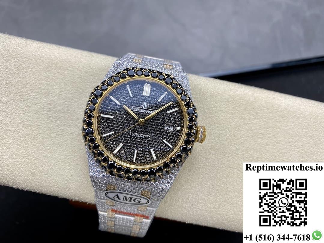 Audemars Piguet Royal Oak 15400OR.025 AMG factory transparent case back