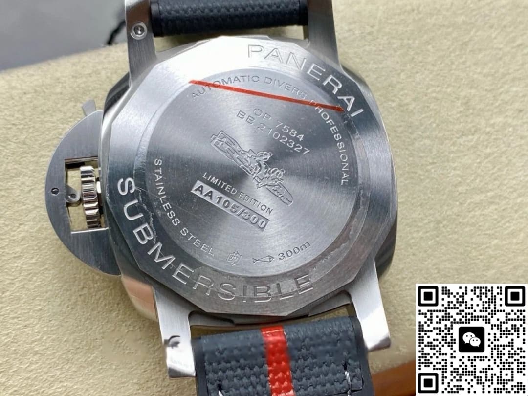 Panerai Submariner PAM01565 VS Factory 42mm