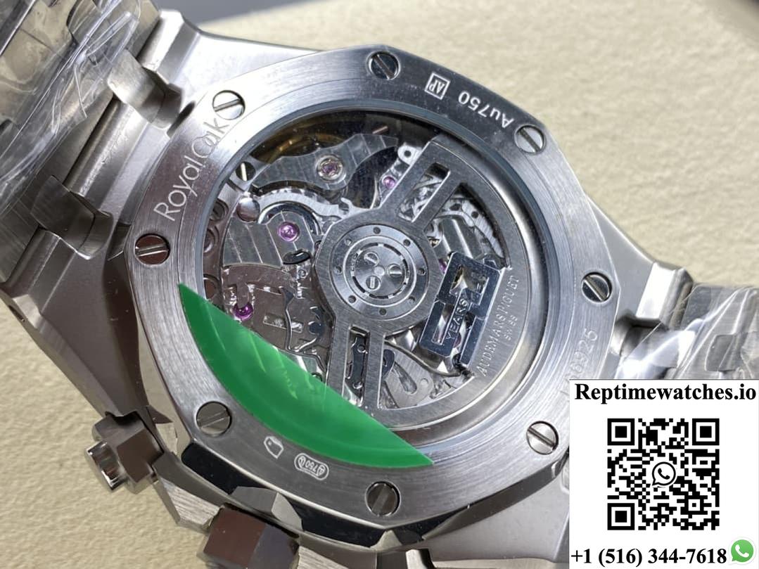 Audemars Piguet Royal Oak 26240BC.GG.1324BC.01 OM Factory Hammered Gold Craftsmanship