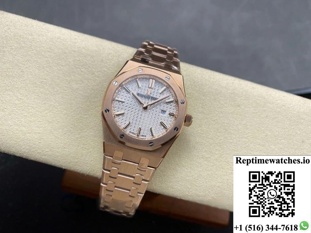 Audemars Piguet Royal Oak 67653OR.GG.1263OR.01 ZF factory date display