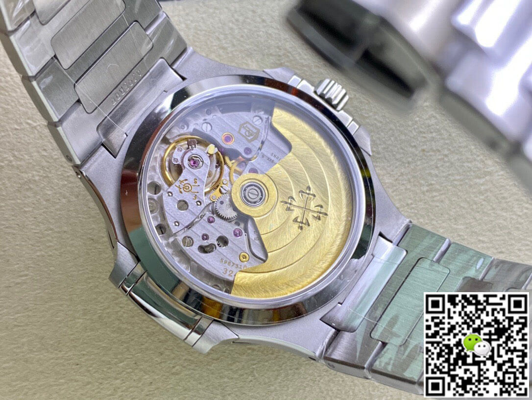Patek Philippe Nautilus Ladies 7118/1A-010 3K Factory Silver Dial