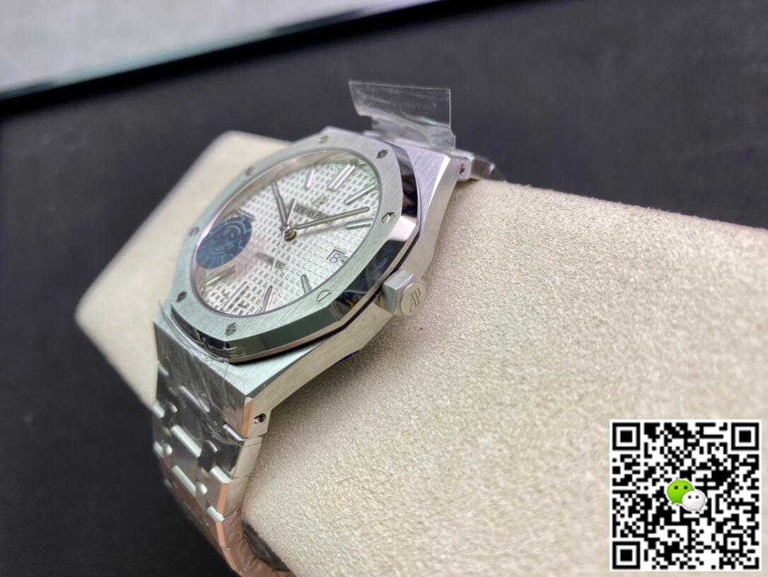 Audemars Piguet Royal Oak 15400ST.OO.1220ST.02 APS Factory Stainless Steel