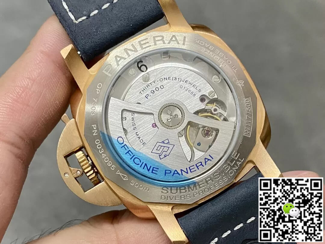 Panerai Submersible PAM01074 VS Factory Blue Dial