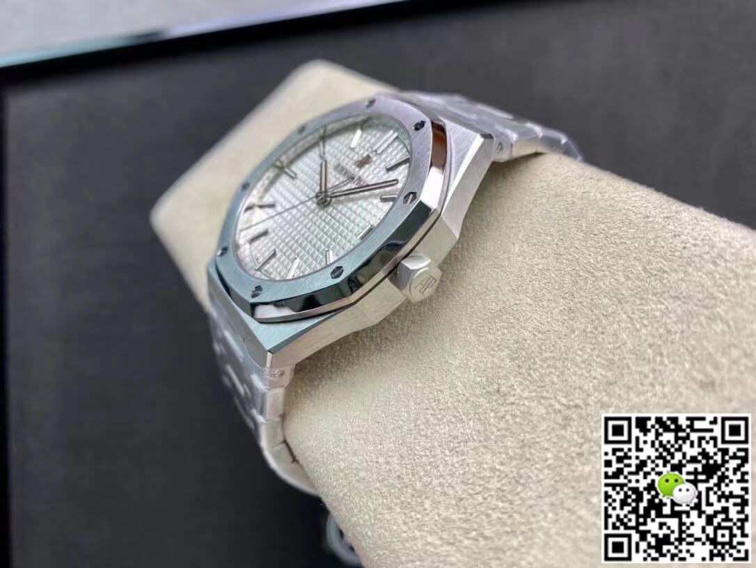 Audemars Piguet Royal Oak 15500ST.OO.1220ST.04 ZF Factory V2 White Dial