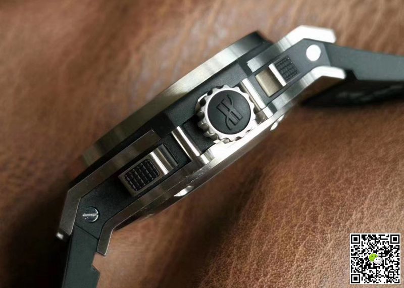 Hublot Big Bang 301.SX.1170.RX V6 Factory Black Dial