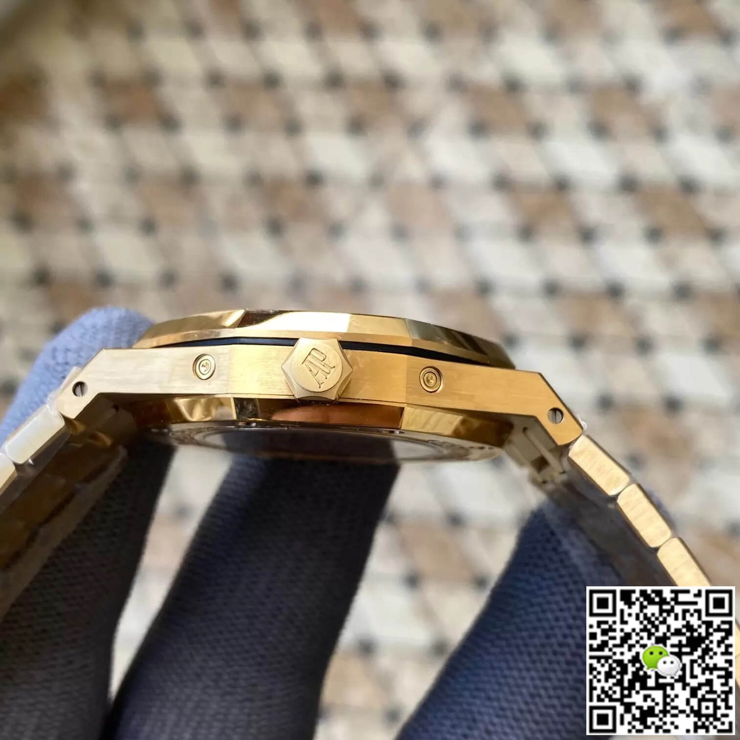 Audemars Piguet Royal Oak 26607BA.OO.1220BA.01 APS Factory Yellow Gold