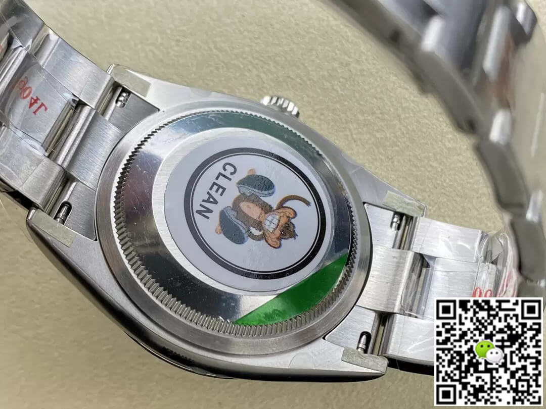 Rolex Oyster Perpetual M126000-0005 36MM Clean Factory Green Dial