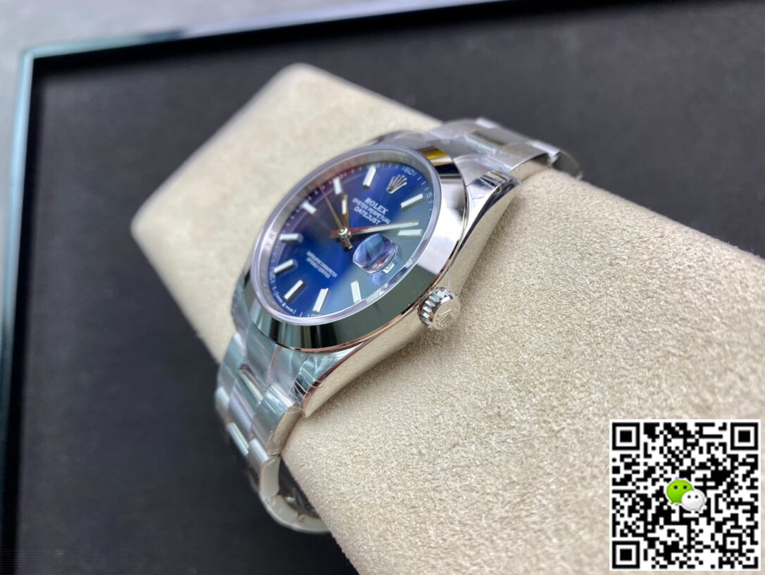 Rolex Datejust M126300-0001 VS Factory Blue Dial