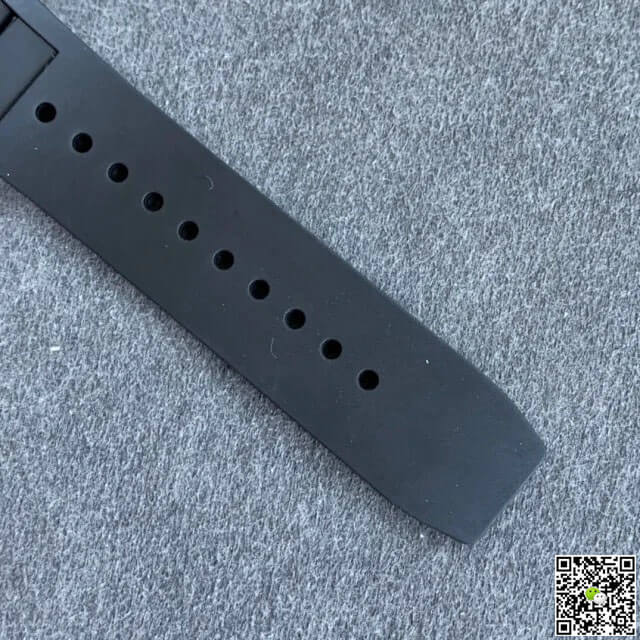Richard Mille RM055 KV Factory V2 Carbon Fiber Black Rubber Strap
