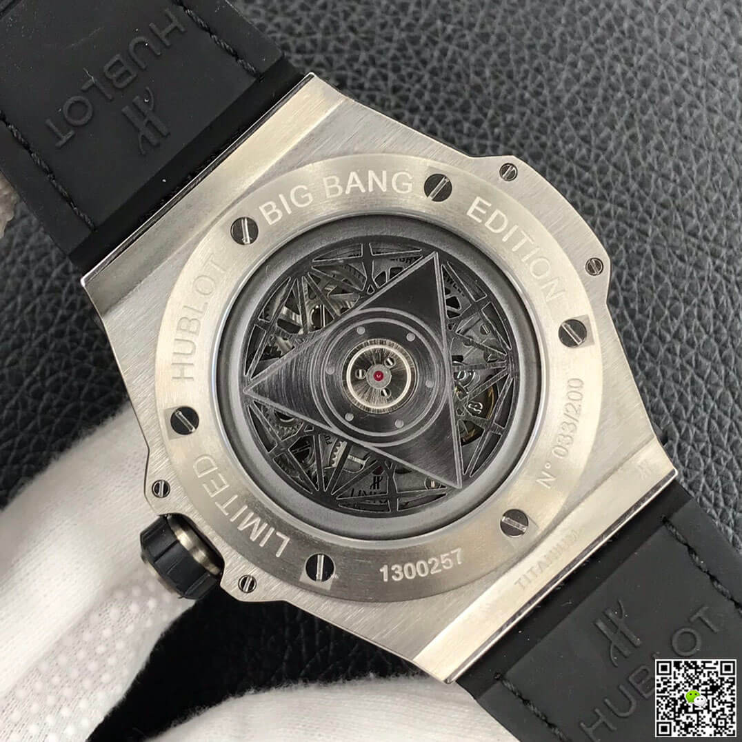 Hublot Big Bang 415.NX.7179.VR.MXM18 WWF Factory Titanium Blue Dial