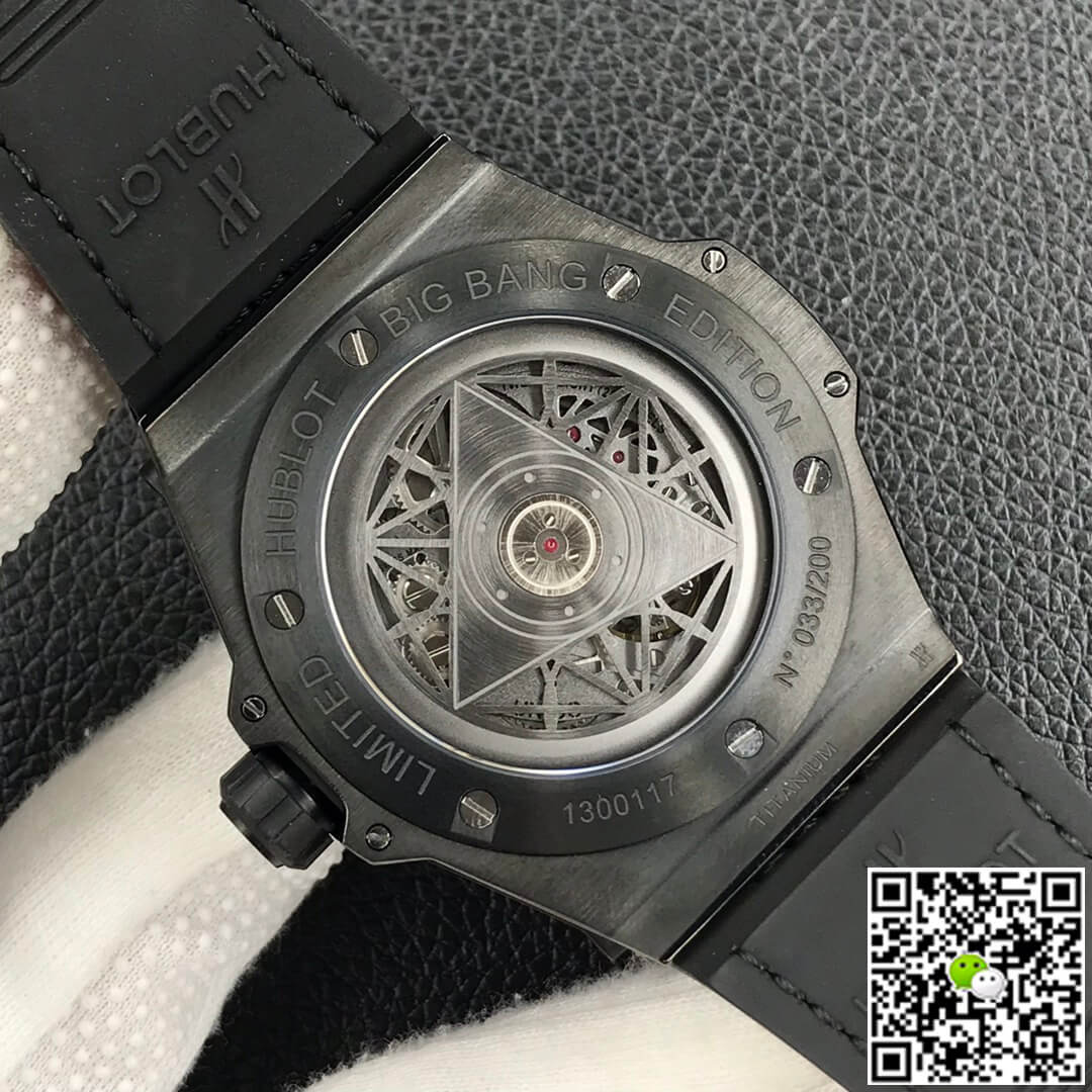 Hublot Big Bang 415.CX.1112.VR.MXM18 WWF Factory Black Dial