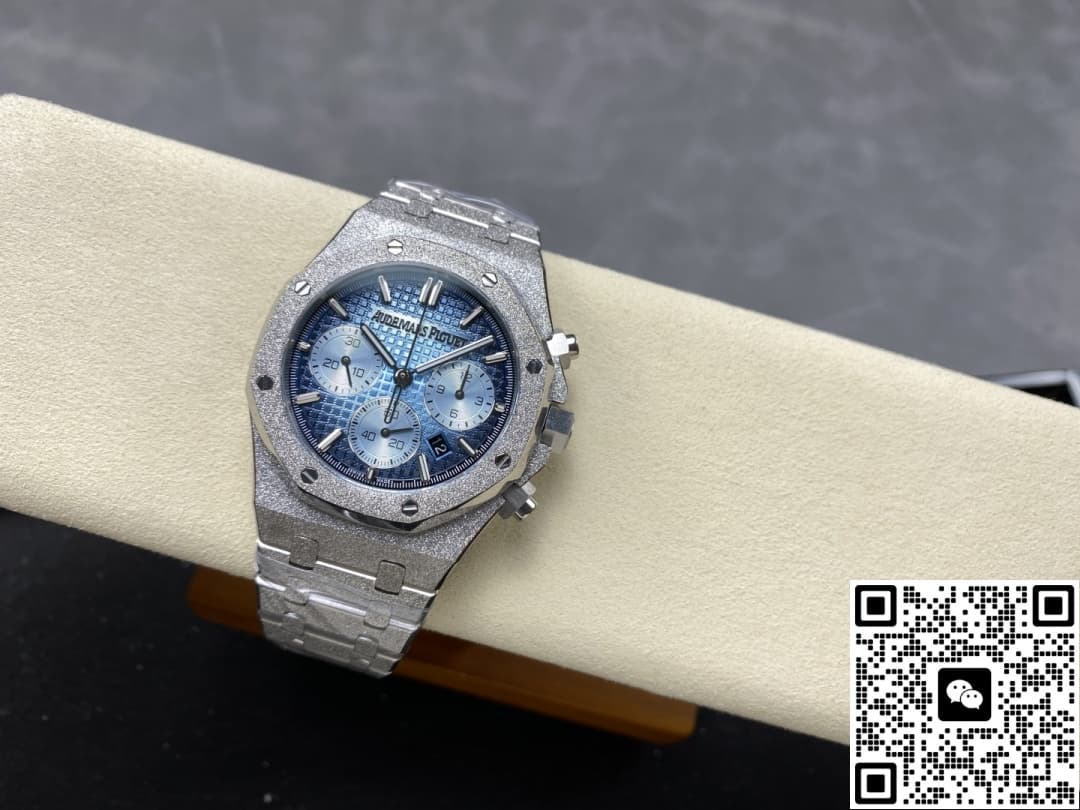 Audemars Piguet Royal Oak 26240BC.GG.1324BC.02 OM factory luminous hour markers