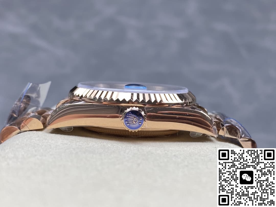 Rolex Day-Date M128235-0088 8+ Factory Screw-In Crown