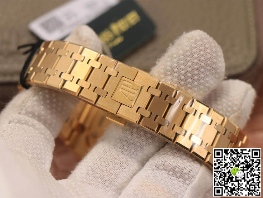 Audemars Piguet Royal Oak 26320BA.OO.1220BA.02 OM Factory Yellow Gold