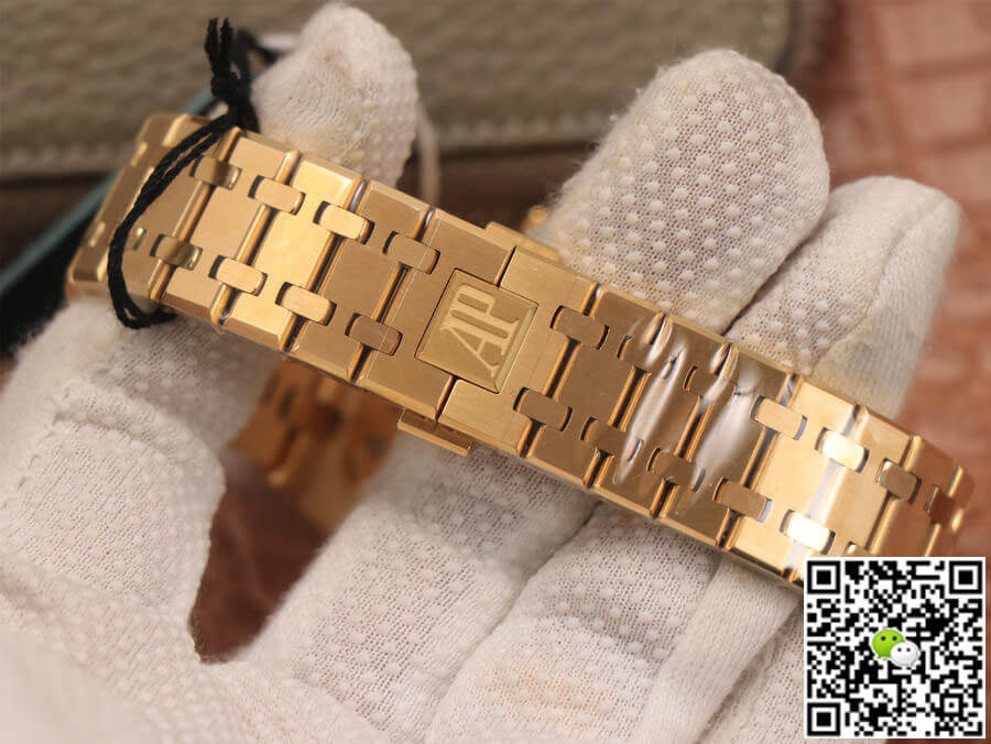 Audemars Piguet Royal Oak 26320BA.OO.1220BA.01 OM Factory Yellow Gold