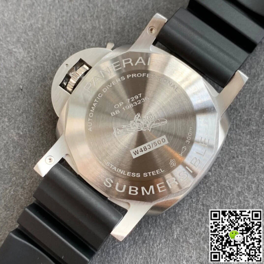 Panerai Submersible PAM01209 VS Factory Blue Bezel