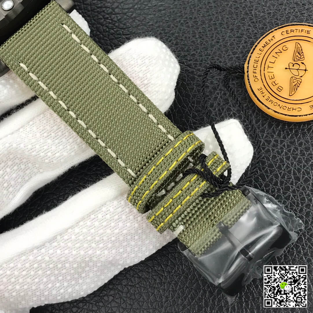 Breitling Avenger Automatic GMT 45 Night Mission V323952A1L1X1 GF Factory Green Dial