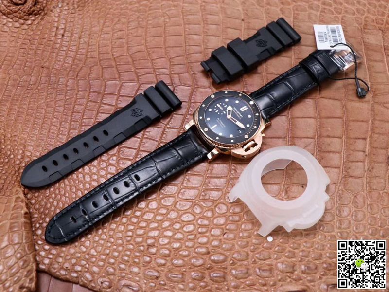 Panerai Submersible PAM00974 VS Factory Rose Gold