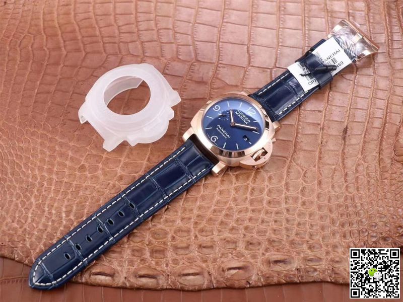Panerai Luminor Marina Goldtech PAM01112 VS Factory Blue Dial