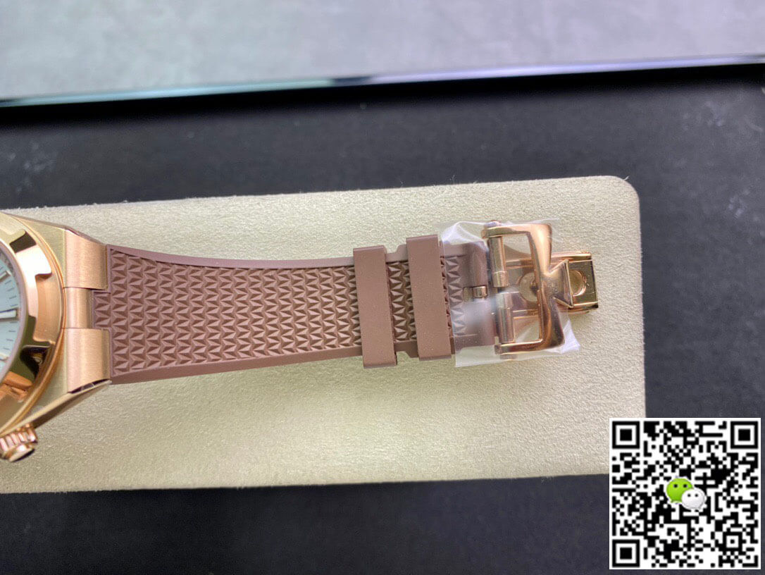 Vacheron Constantin Overseas 5500V 8F Factory Rubber Strap
