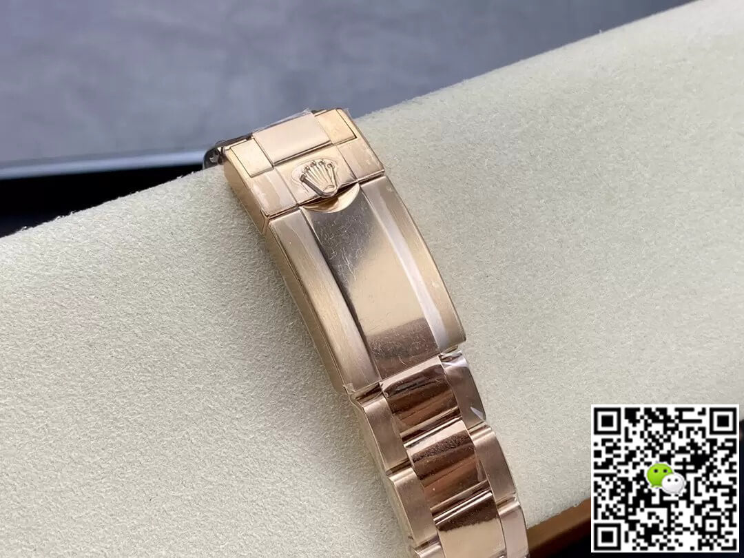 Rolex Cosmograph Daytona 116505 Clean Factory Rose Gold