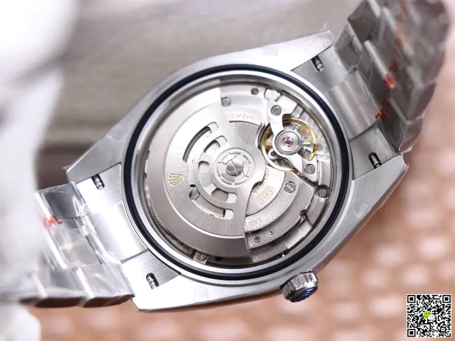 Rolex Oyster Perpetual M124300-0001 41MM EW Factory Silver Dial