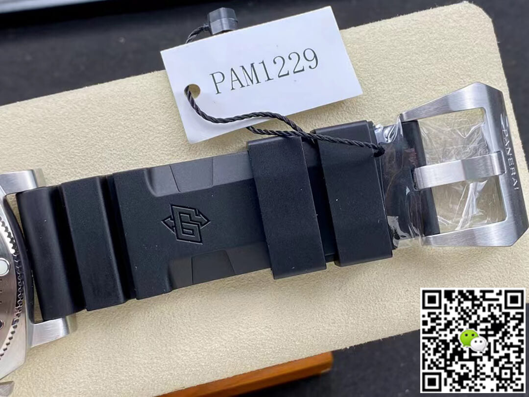 Panerai Submersible PAM01229 VS Factory Black Dial
