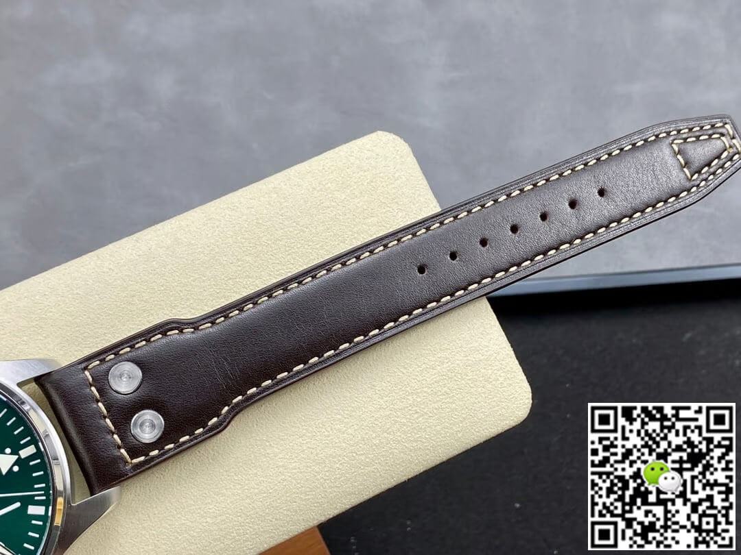 IWC Pilot IW501015 AZ Factory Green Dial