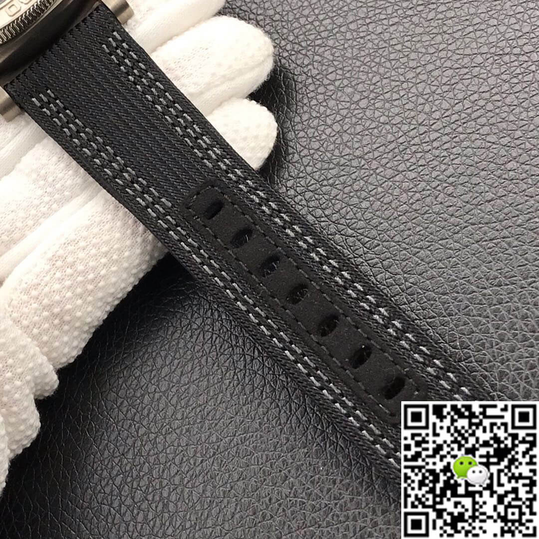 VS Factory Panerai Submersible Mike Horn Edition 47MM PAM00984