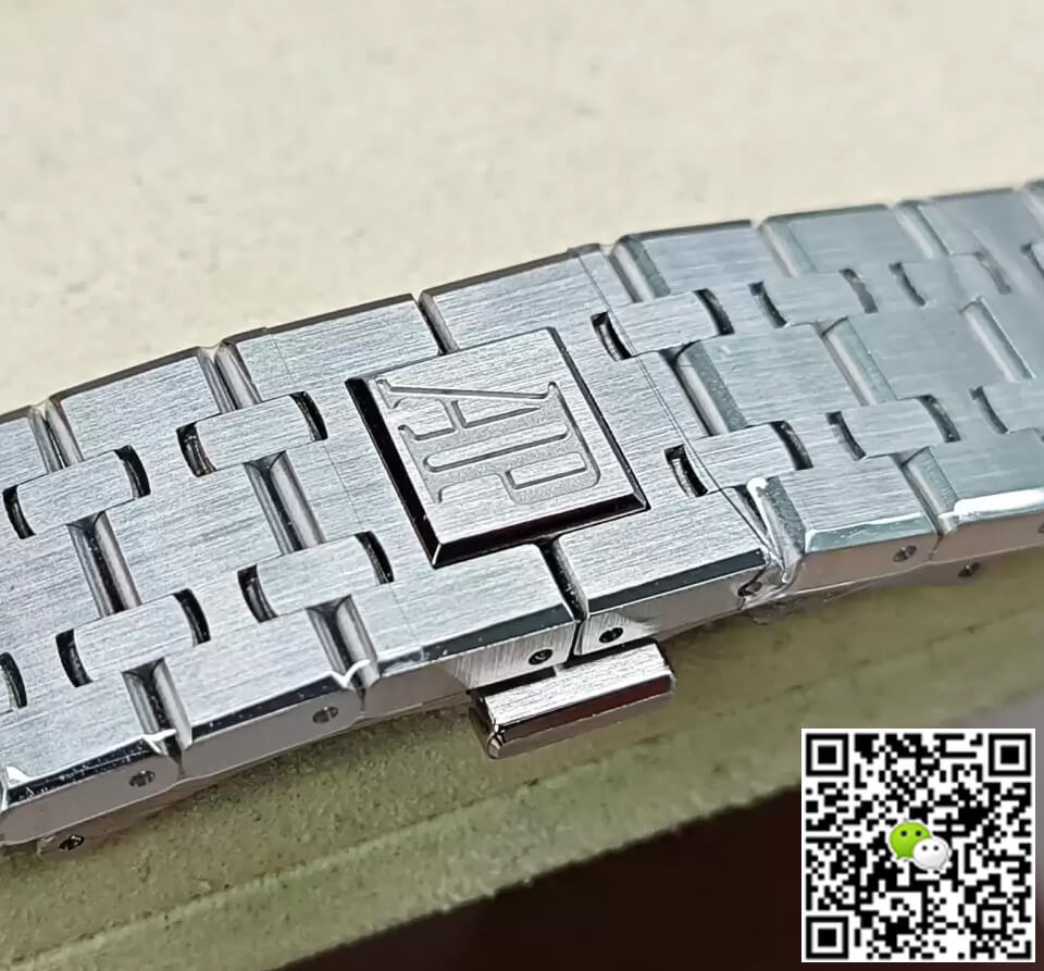 Audemars Piguet Royal Oak 15450ST.OO.1256ST.01 APS Factory Silver Dial