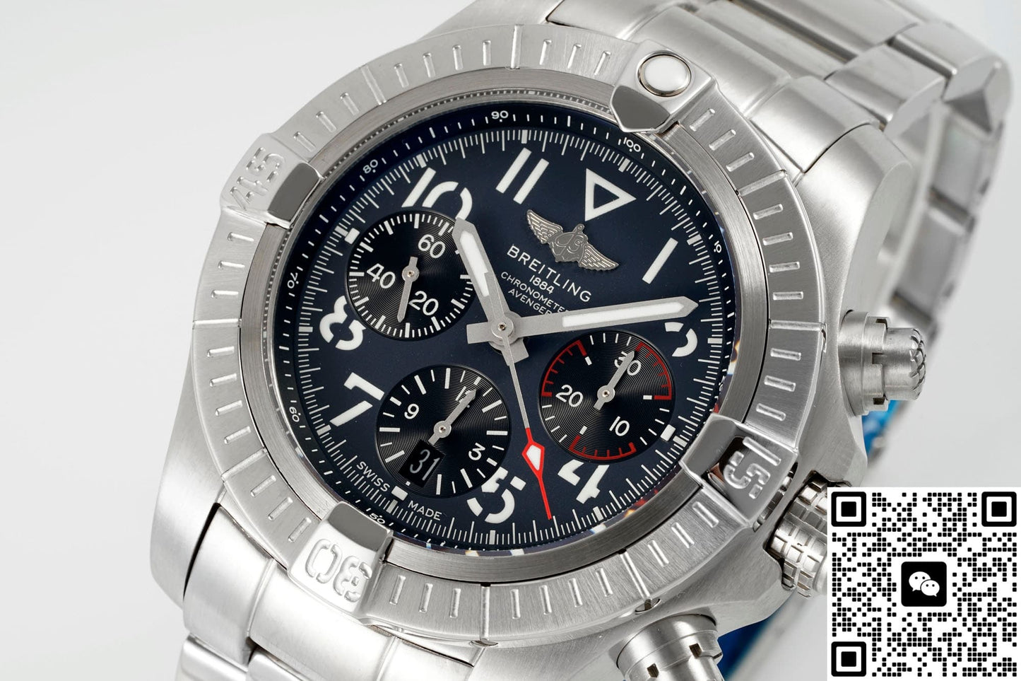 Breitling Avenger AB01821A1B1A1 BLS Factory Date Display