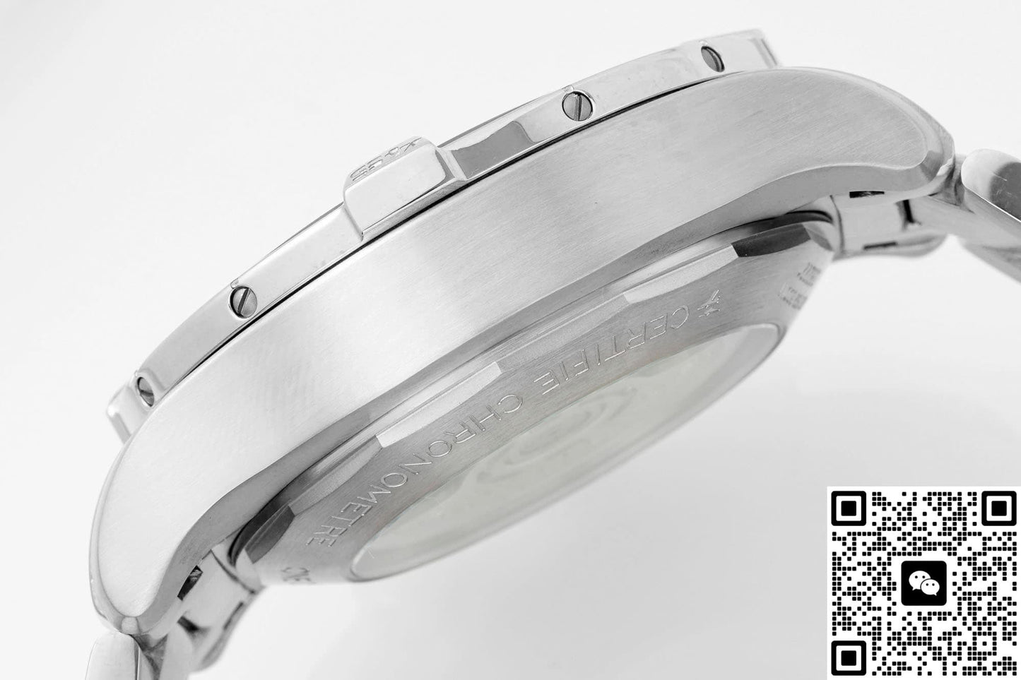 Breitling Avenger AB01821A1B1A1 BLS Factory Date Display
