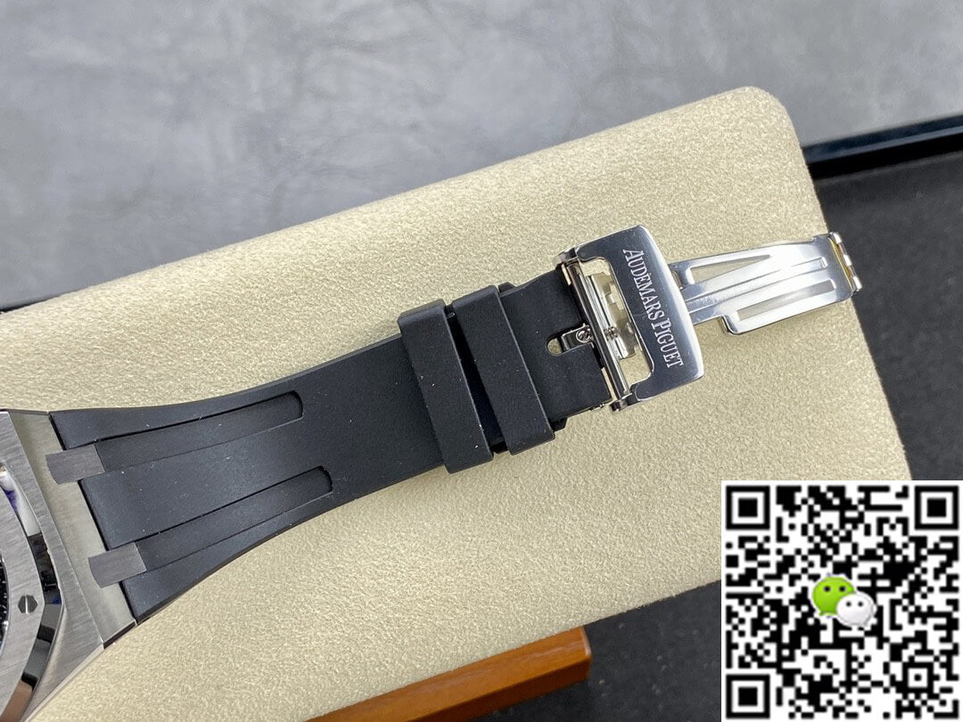 Audemars Piguet Royal Oak 15400 APS Factory Rubber Strap
