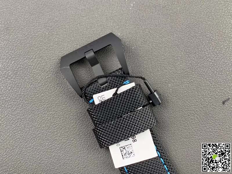 Panerai Luminor Marina Carbotech PAM01661 VS Factory Black Dial