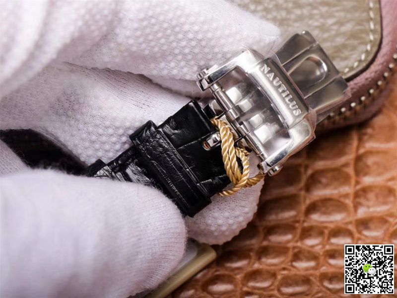 PF Factory Patek Philippe Nautilus 5726/1A-010 Moonphase Black Leather Strap